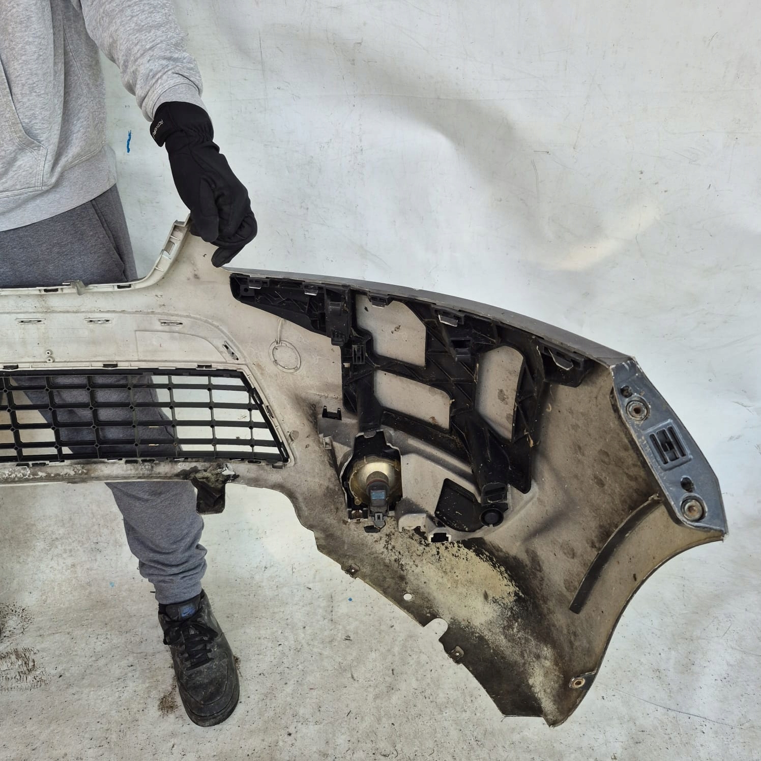FORD MONDEO MK4 07- bumper front front without DZIUR 7S71-17757-A