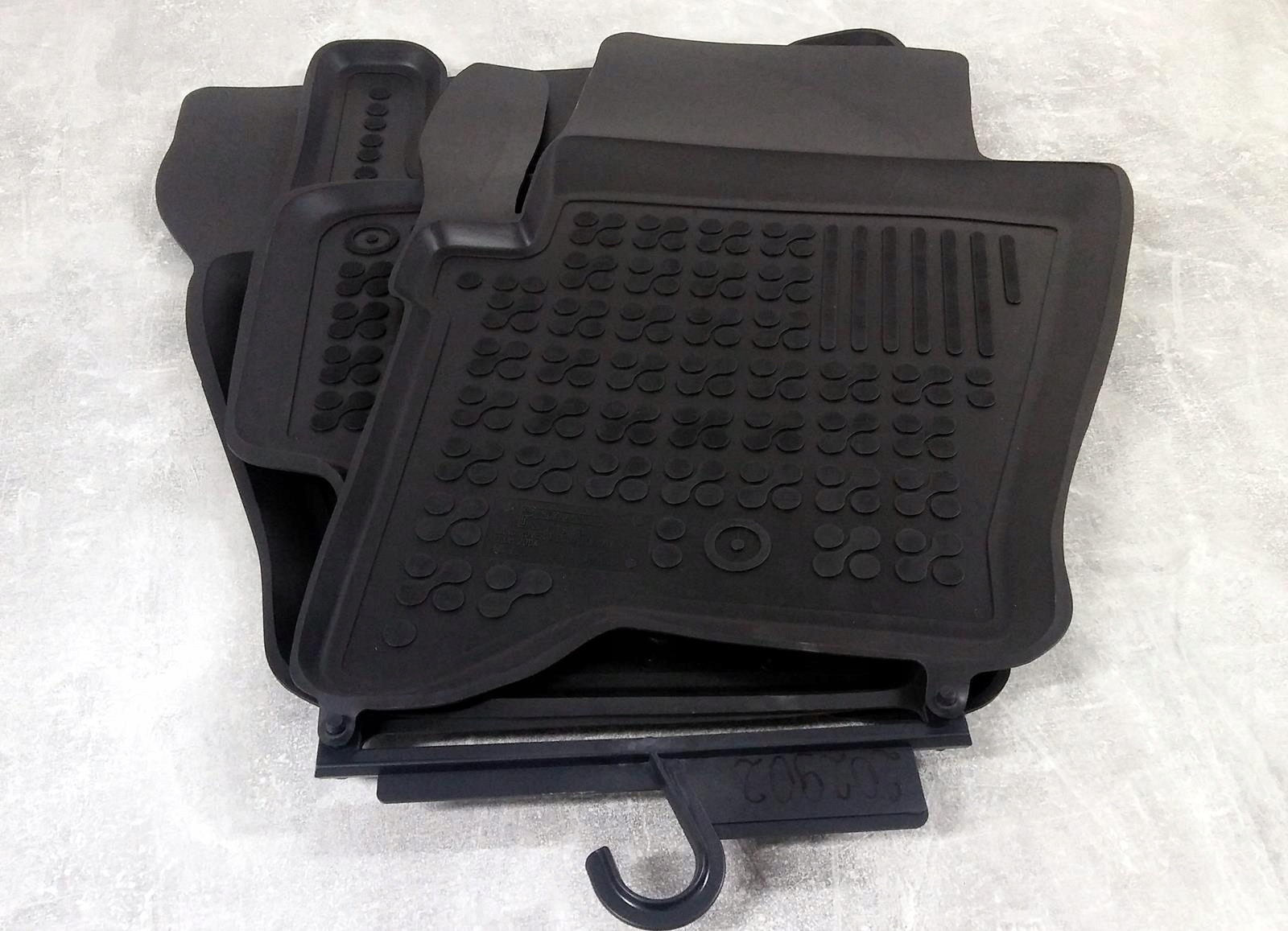 Stopery gratis Fiat Linea 2007-2018 Informacje dodatkowe bezzapachowe korytkowe mocowania w zestawie