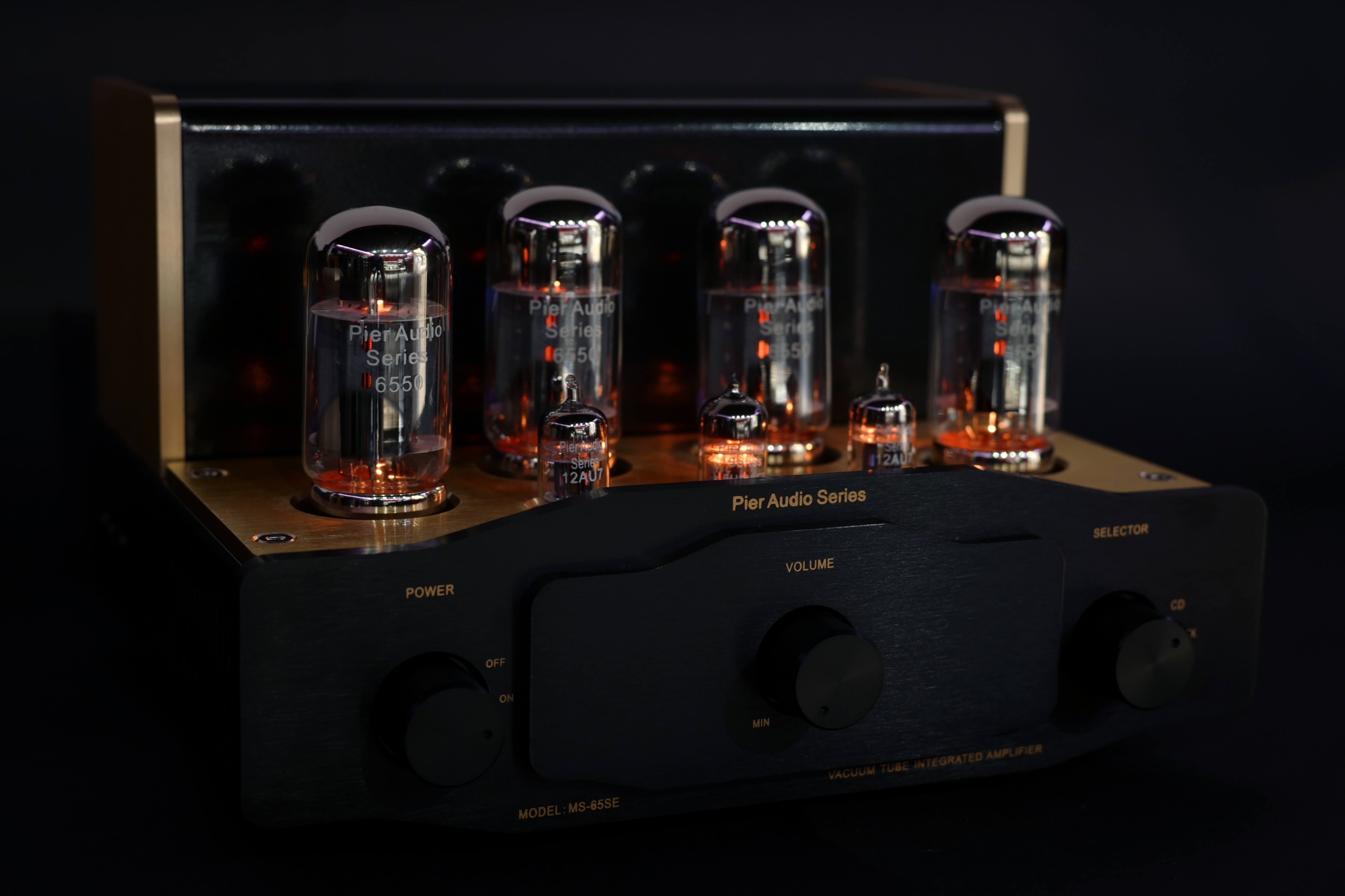 Pier Audio MS-65 SE wzmacniacz lampowy 6550 lub KT88, KT66, KT90, EL34, 6L6 Kolor czarny złoty