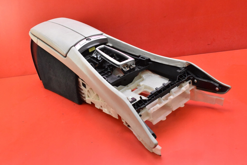 TUNEL central armrest EU BMW F07 09-13