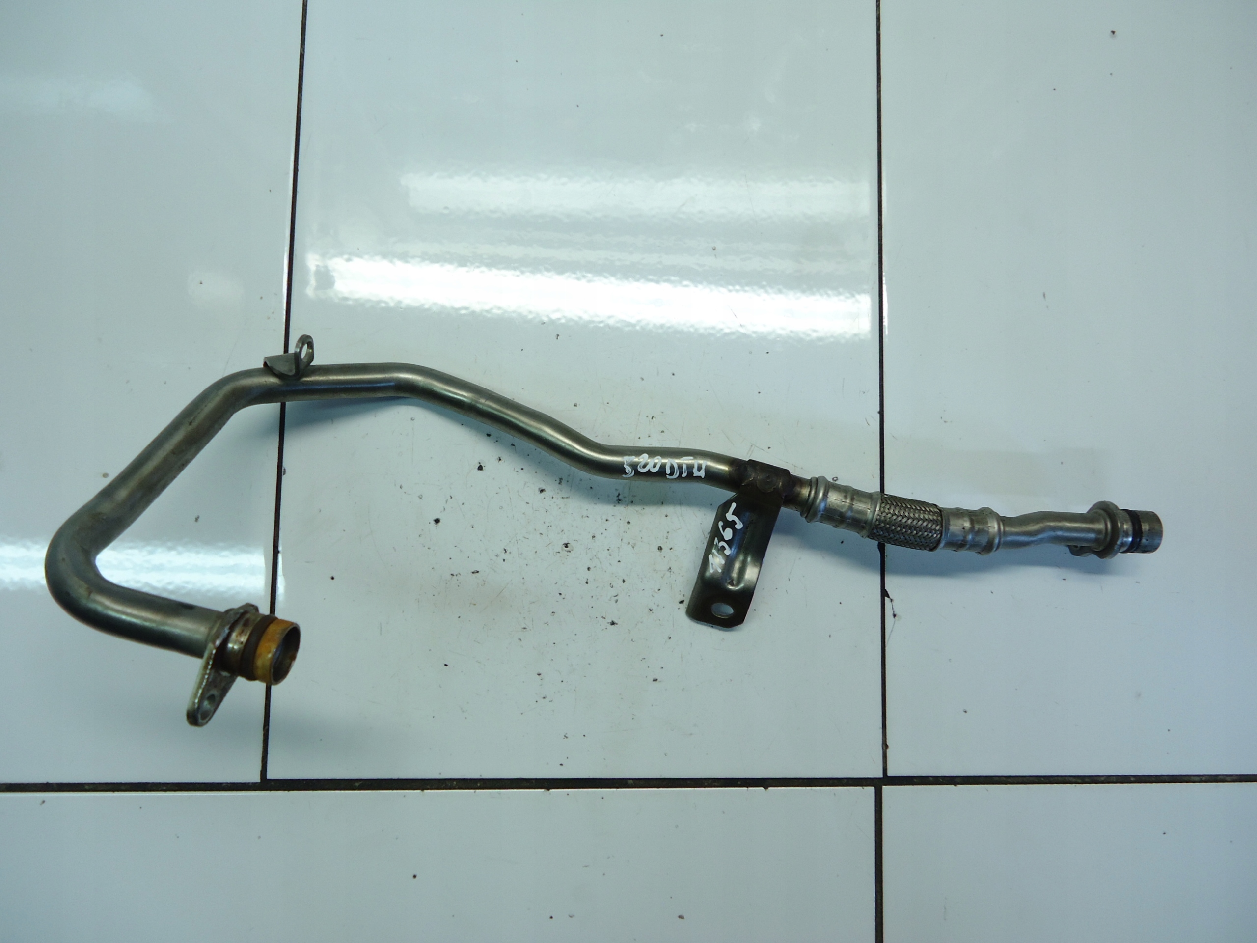 OPEL ZAFIRA B 2.0CDTI B20DTH cijevčica vode WODNA 55484552