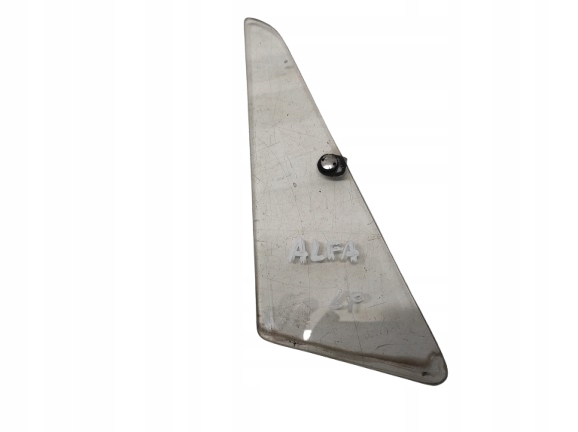 ALFA ROMEO GIULIA GT JUNIOR 63- SZYBA LEWA PRZÓD MAŁA TRÓJKĄT