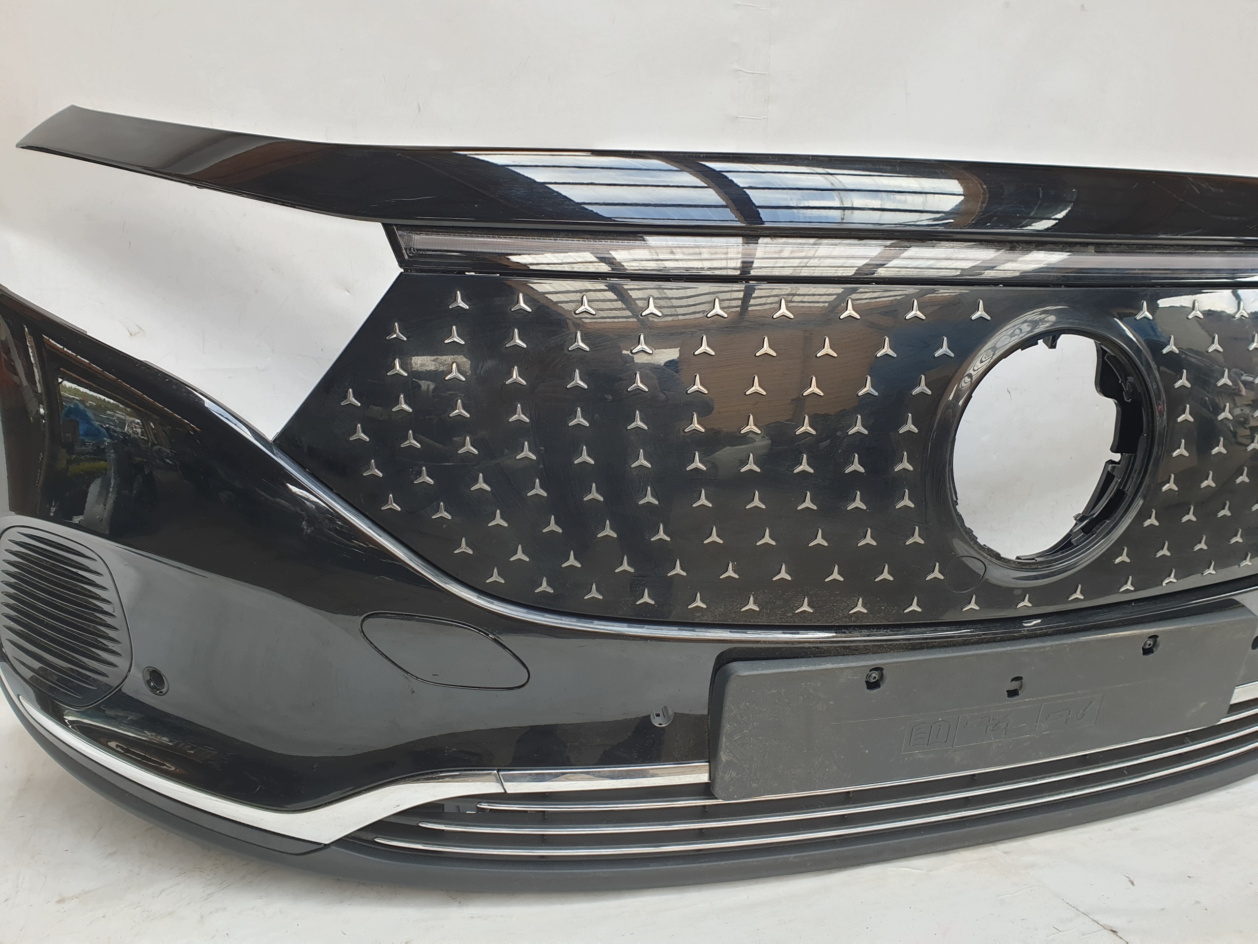MERCEDES EQA W243 LIFT 23- bumper front front PDC A2438850001