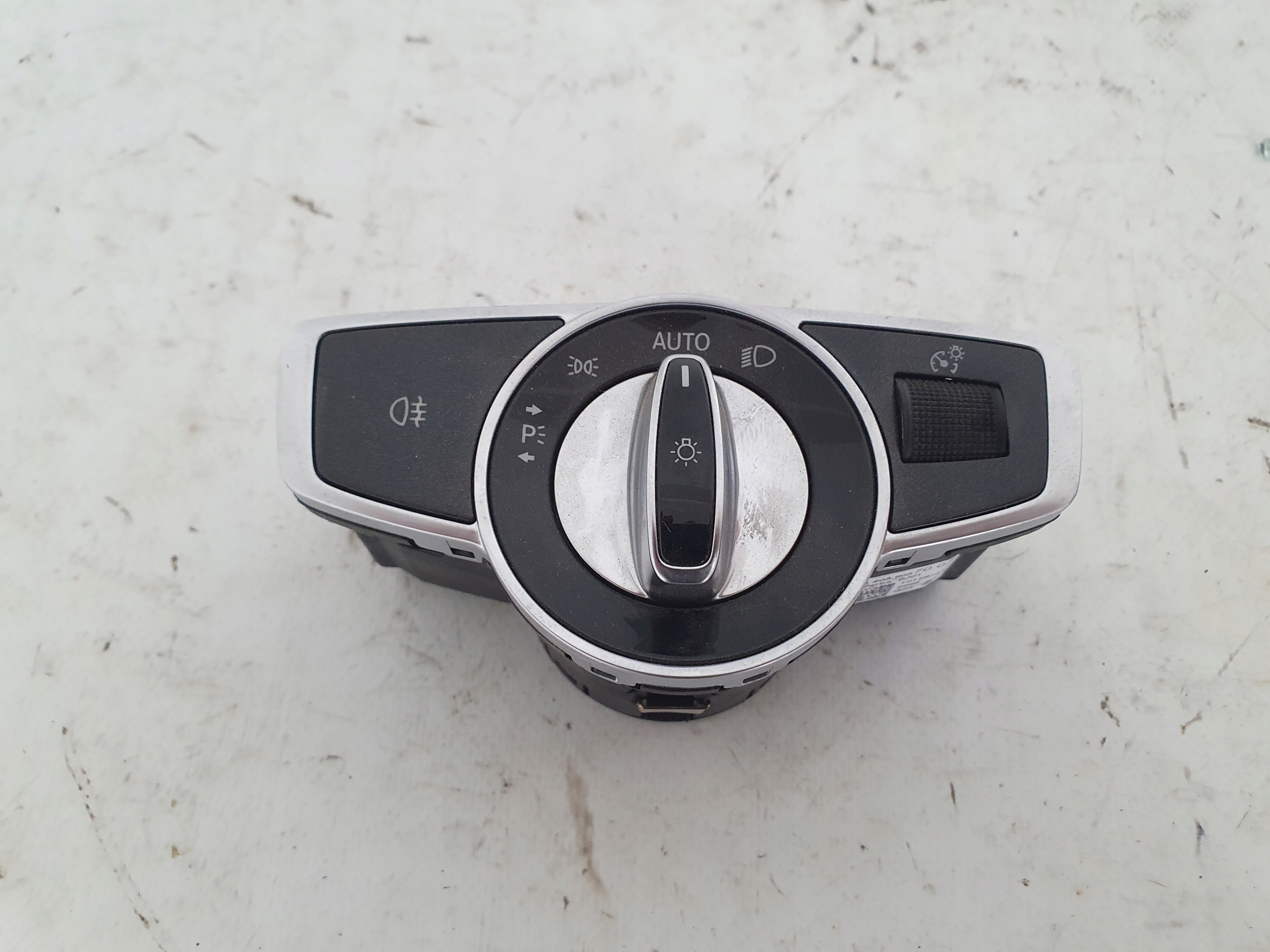 MERCEDES W205 W253 light switch A2059057007