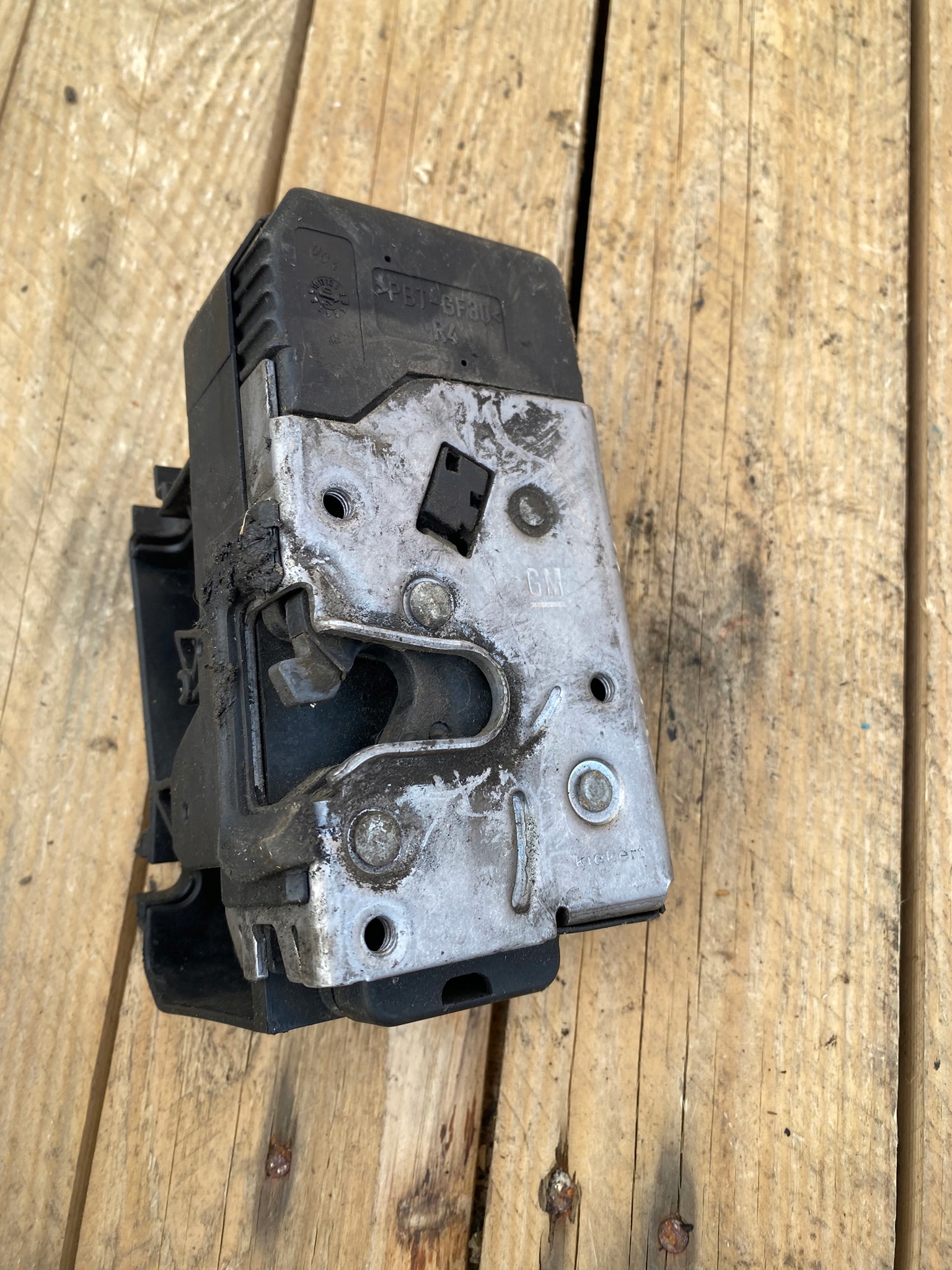 lock door right front OPEL CORSA C 13154792GF