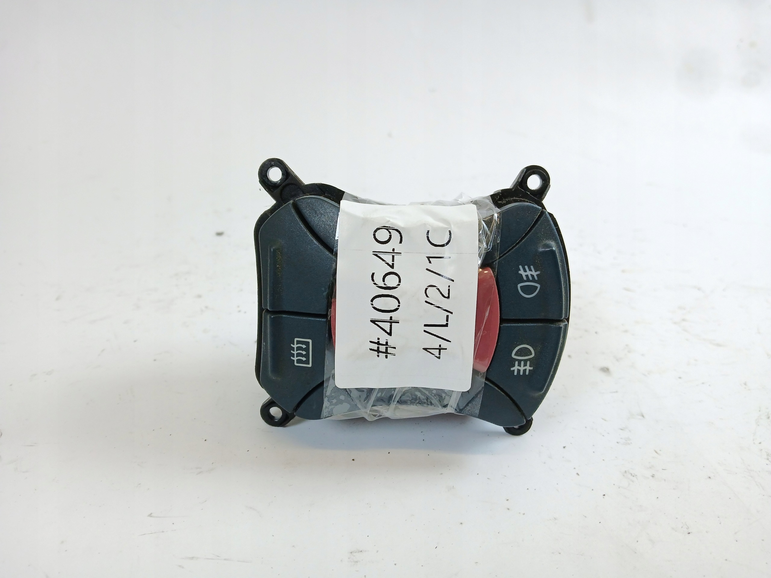 FIAT DOBLO and button light switch of warning lights
