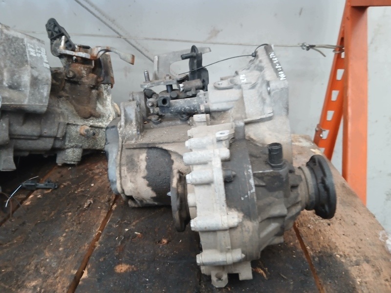 boîte vitesse VW POLO 08- 1.6TDI KFK