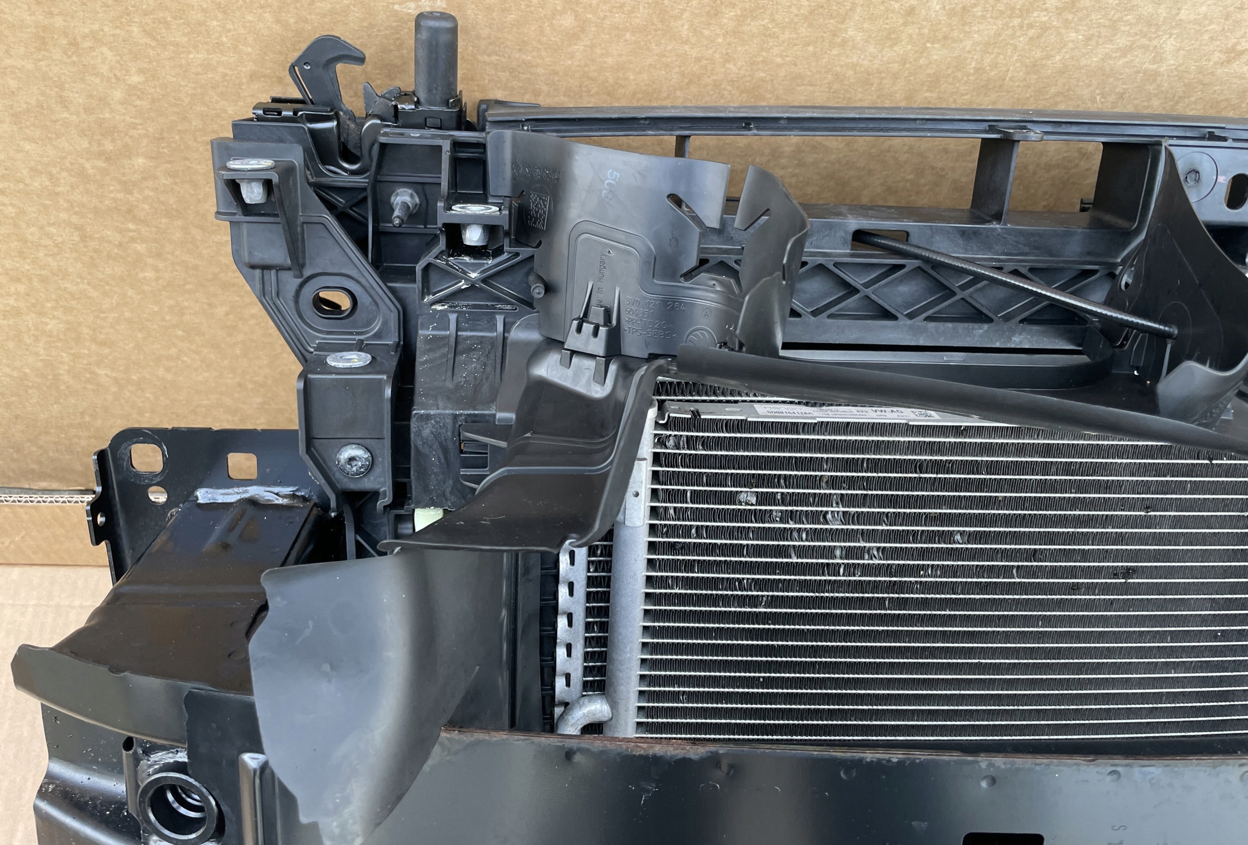 support panel for radiators radiator sider SKODA SUPERB III LIFT 2.0 TDI IDEAL