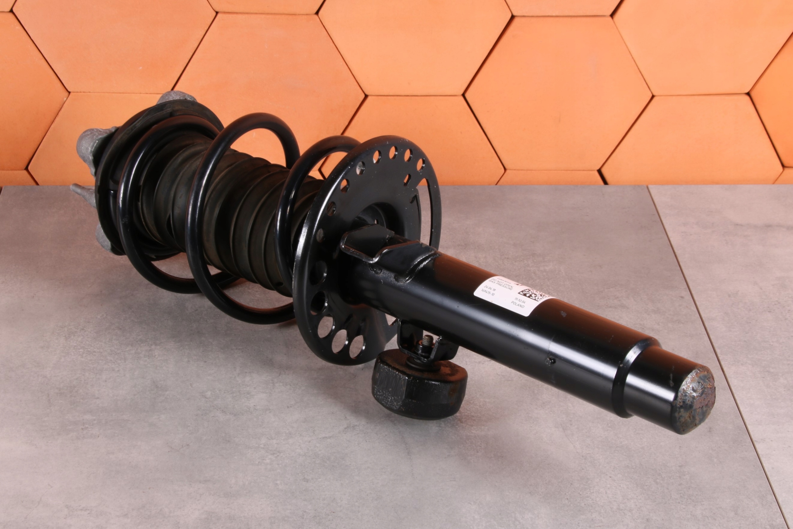 BMW G21 318d 320d 318i 320i 330i shock absorber right front front 6888488