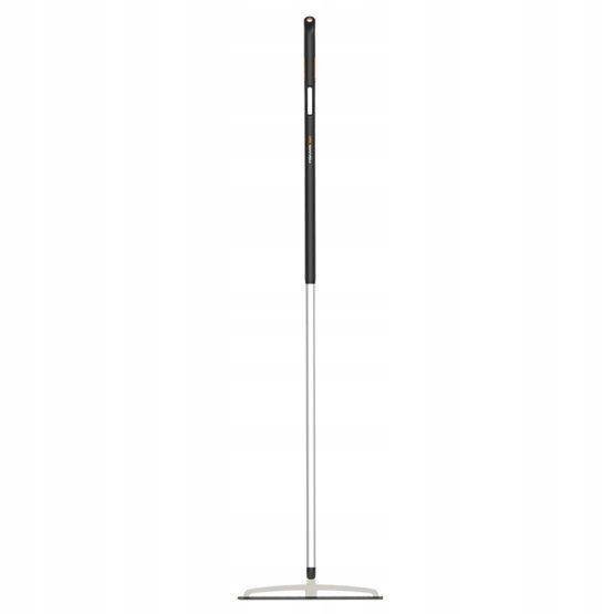Fiskars 1027039 hrábě Xact M lehké na hlínu kovové 370mm