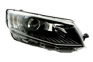 OE SKODA REFLEKTOR KSENON PRAWY SKODA OCTAVIA 5E