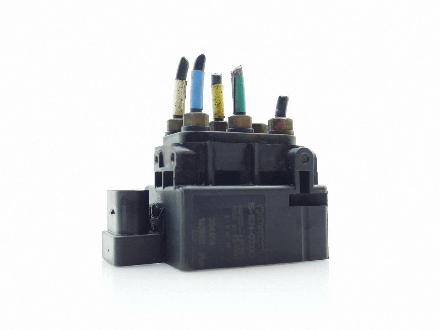 BLOK ZAWOROWY distributor springing AUDI Q7 15-1524-0033.2