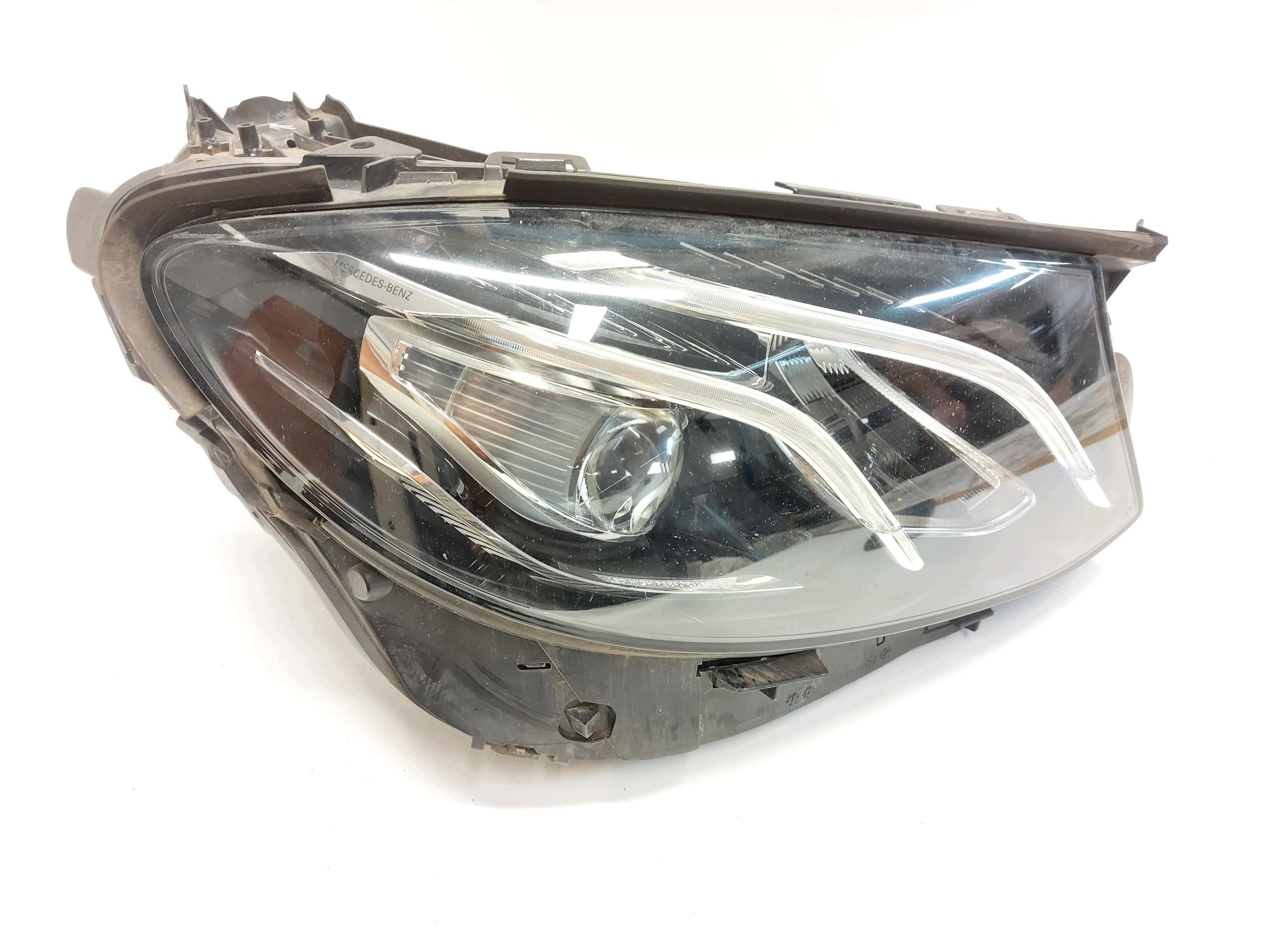 MERCEDES W213 E300de Kombi light front right LED UK RHD A2139069008