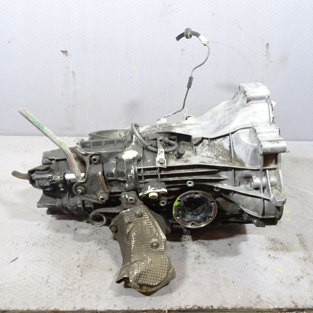AUDI A4 B5 1.8 Getriebe MANUALNA CPD