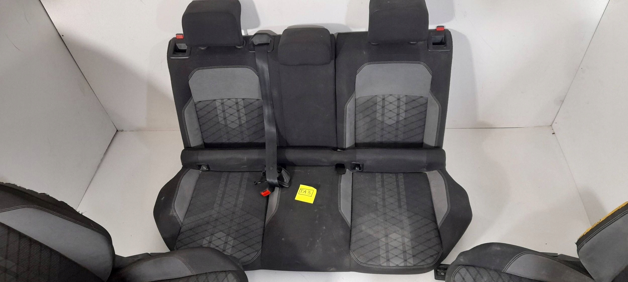 Volkswagen Taigo Komplet Sitze