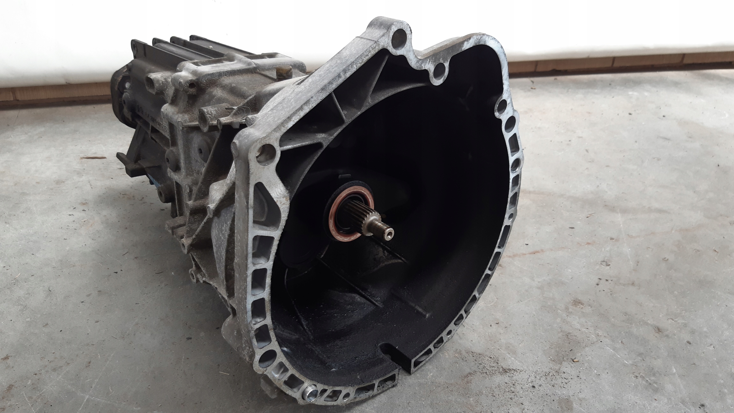 Getriebe Getrag 6 getriebe 7533818 BMW E61 525i