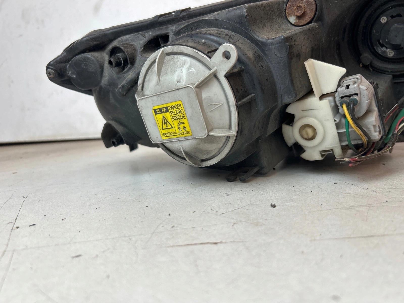 light front front left Mazda CX-7 Xenon UK Anglik