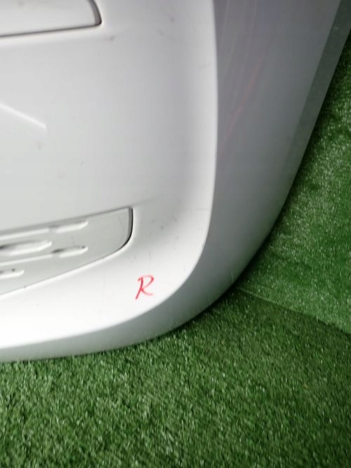 VW T7 21- nárazník přední předek