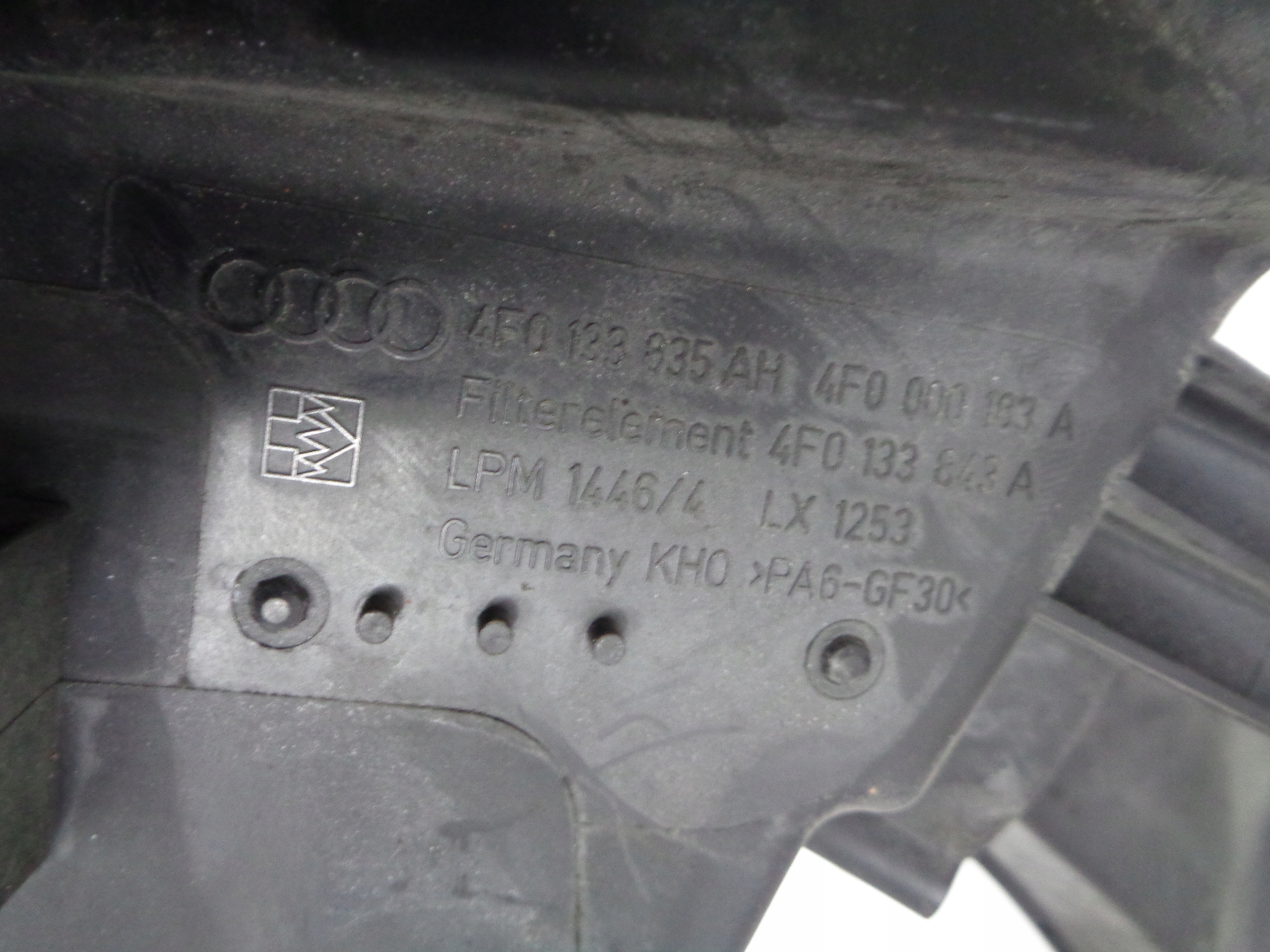 AUDI A6 C6 GEHÄUSE FILTER LUFT 2.0 TDI