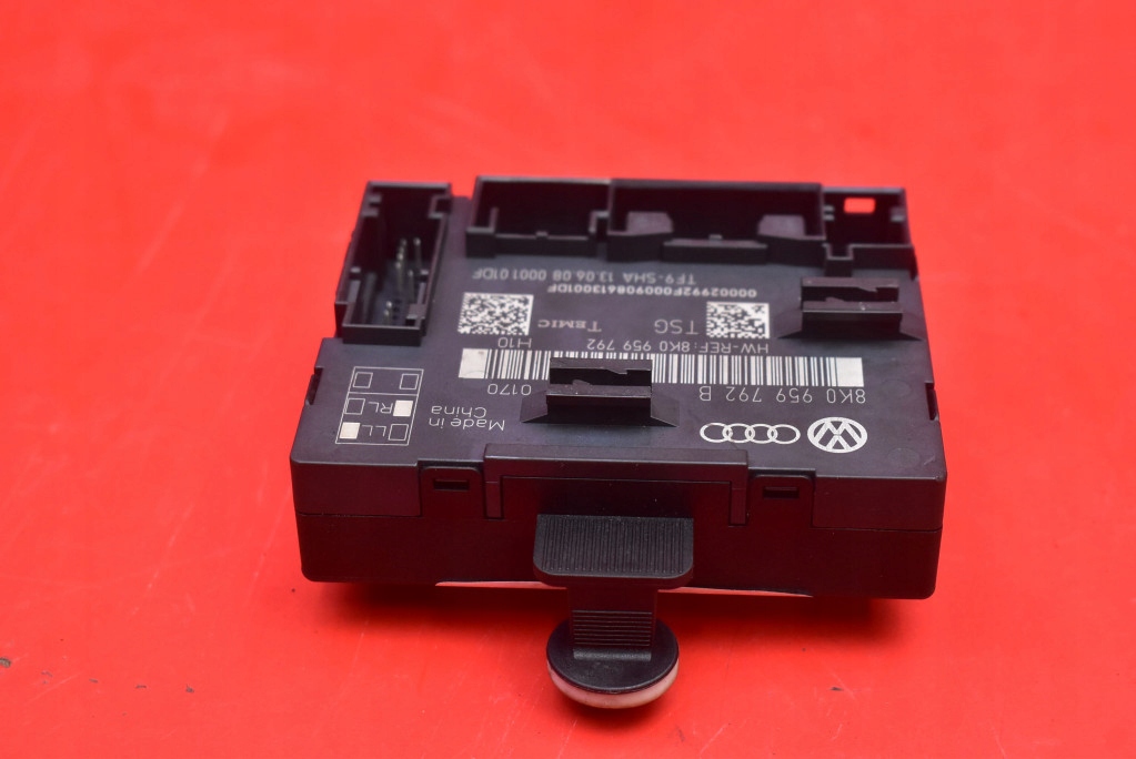 control unit module door right front 8K0959792B AUDI A4 B8 sedan 07-11