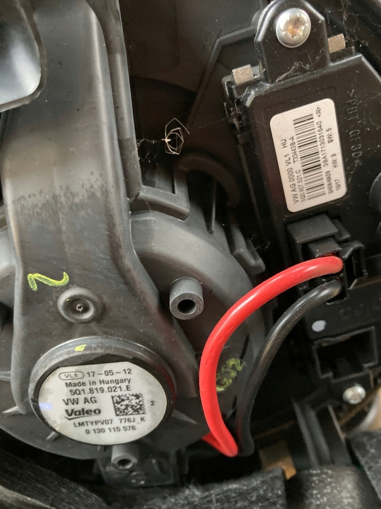 Audi A3 8V E-TRON 1.4 TFSI радиатор отопителя отопитель салона 5QE816005