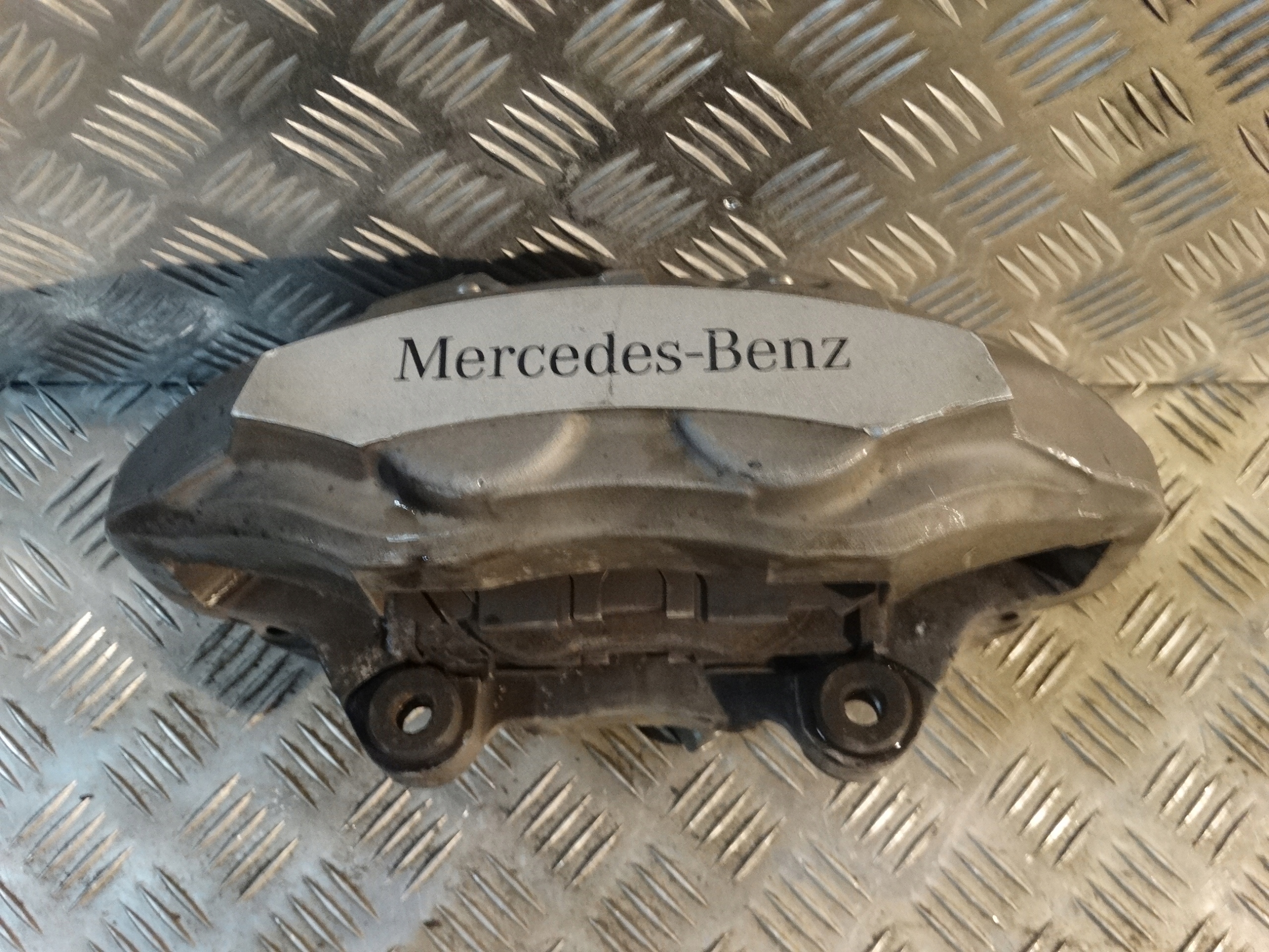 IDEALNY caliper brake left MERCEDES W205 1
