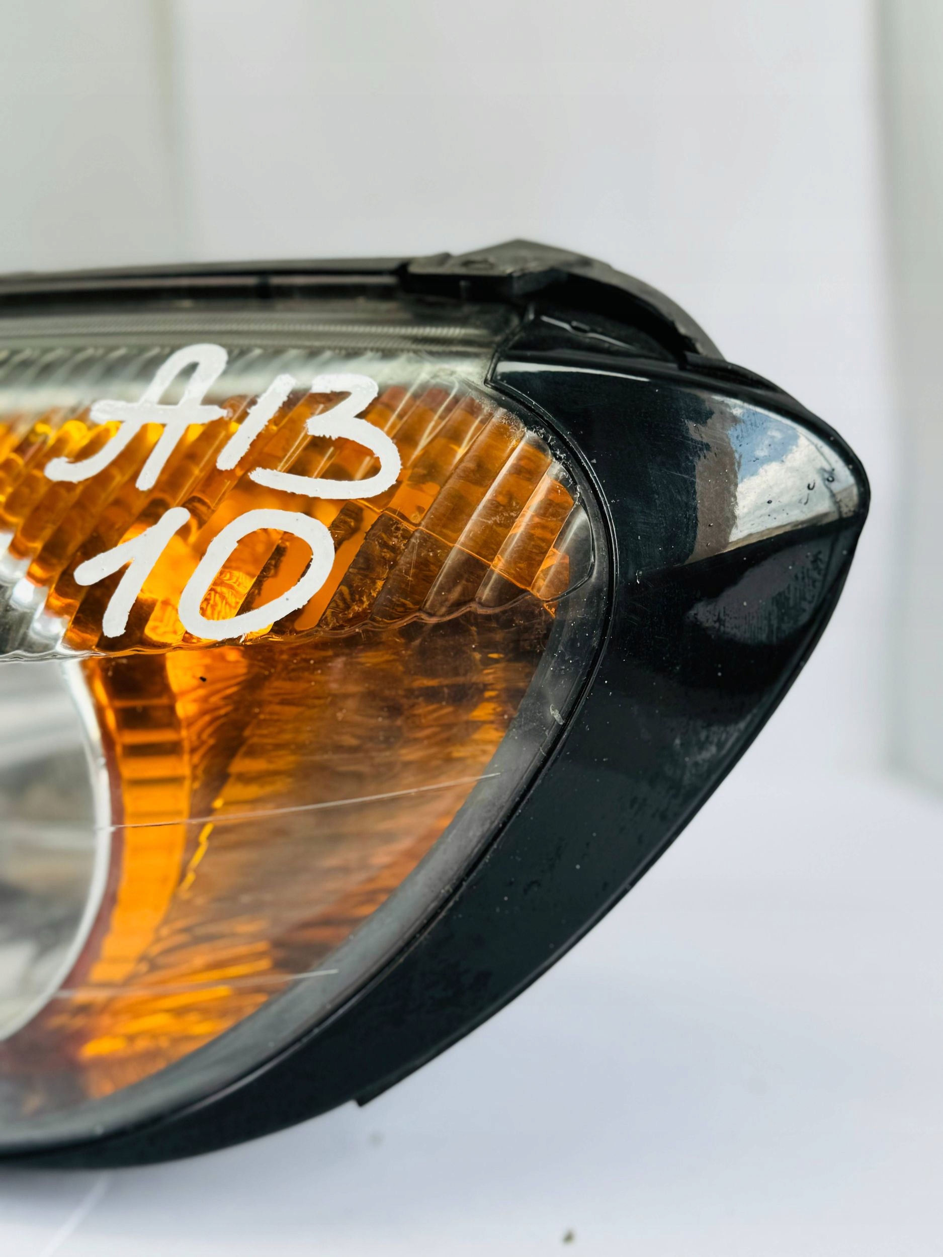 Nissan Primera light front 205982B