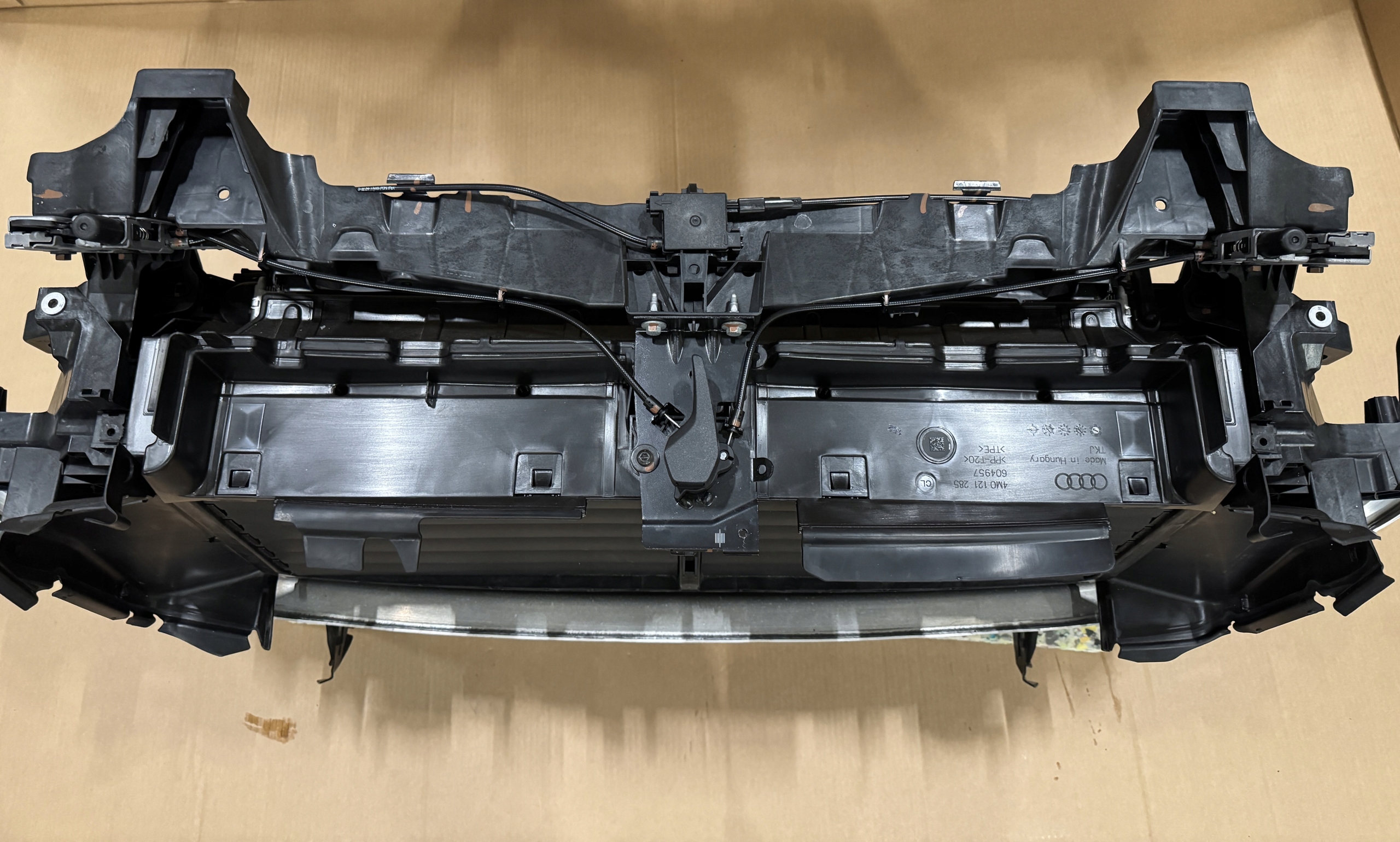 AUDI Q7 4M 2025 45TDI 3.0TDI support panel for radiators radiator blinds complete 9km