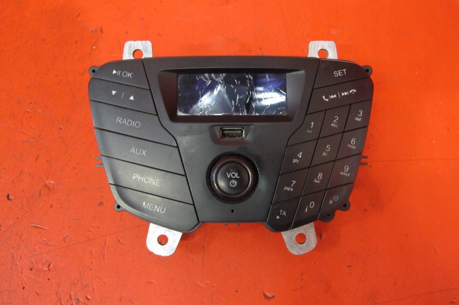 FORD TOURNEO COURIER 14- PANEL switch RADIA TELEFONU MENU PORT USB