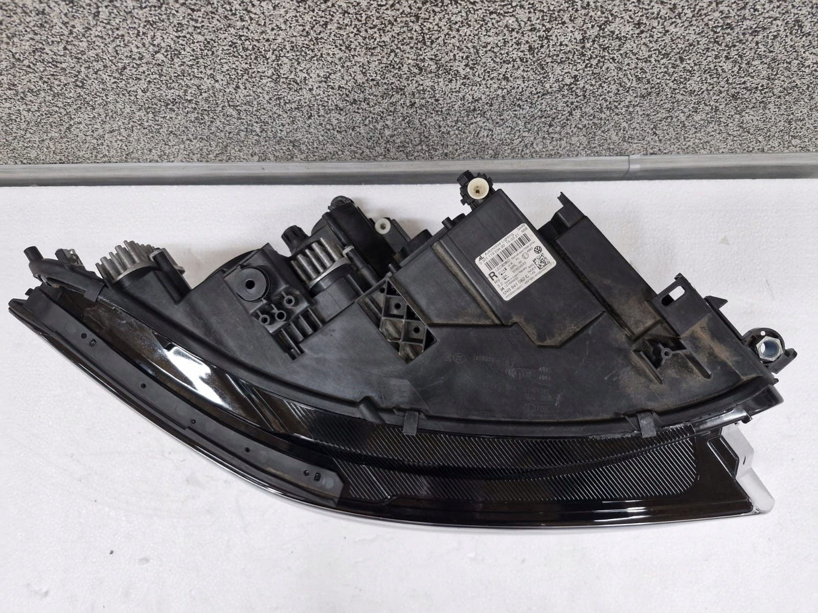 light right VW Tiguan II 5NB LIFT Full Led IQ Light 2021