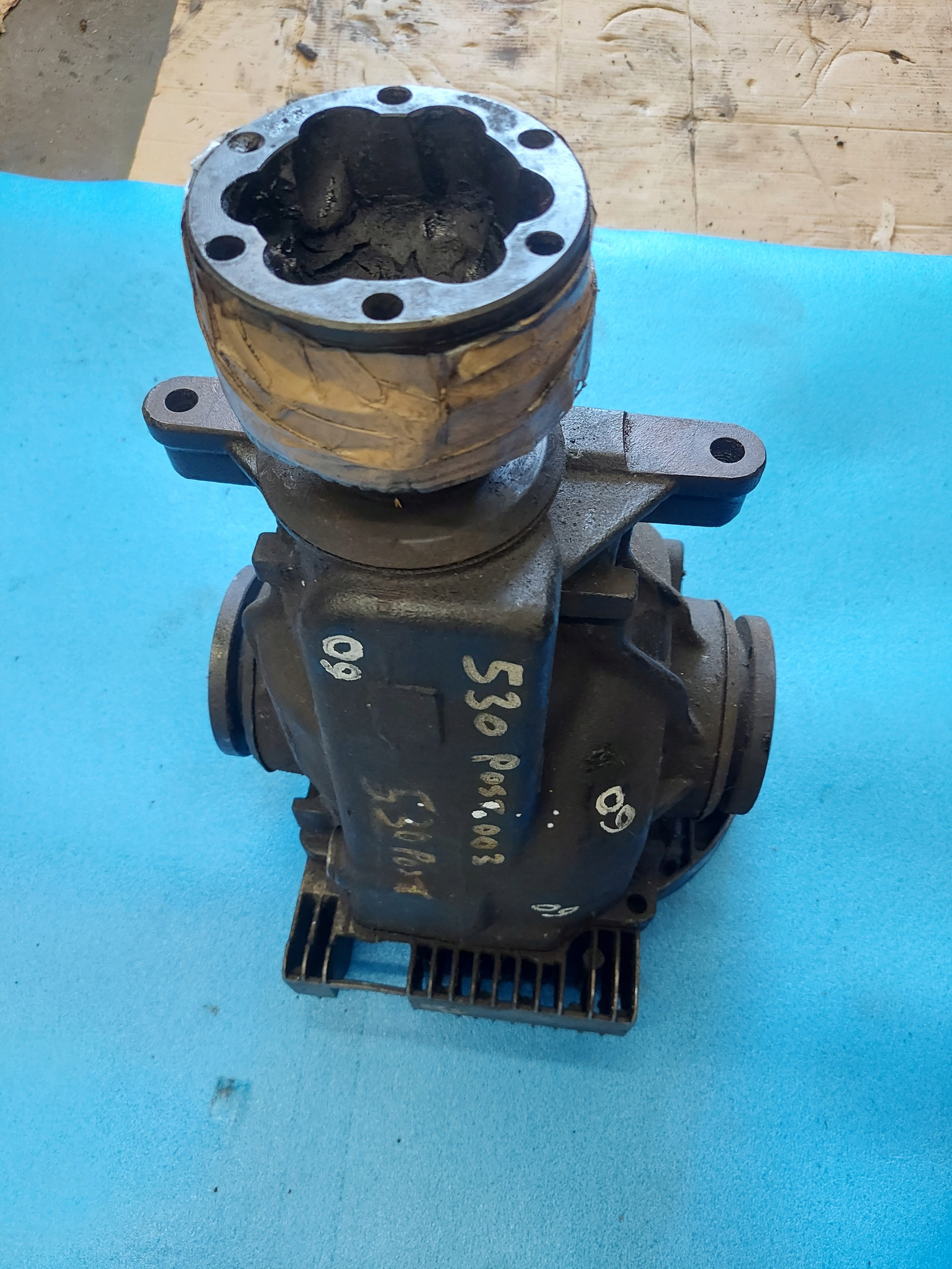 Редуктор диференціал міст BMW E60 GJS-400-15 Задній