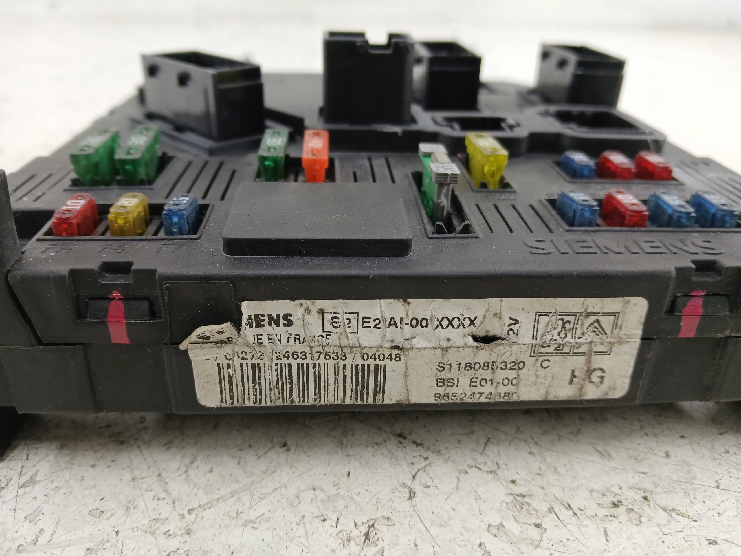PEUGEOT 206 Module fusibles 9652474880