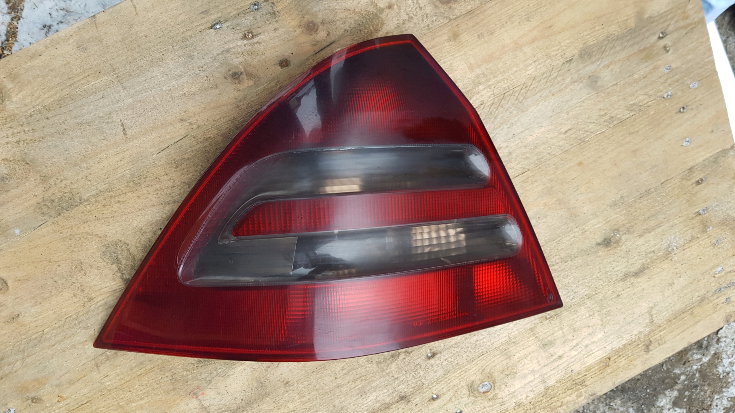 W203sedanprzedlift - MERCEDES C-Class W203 задній ліхтар лівий седан