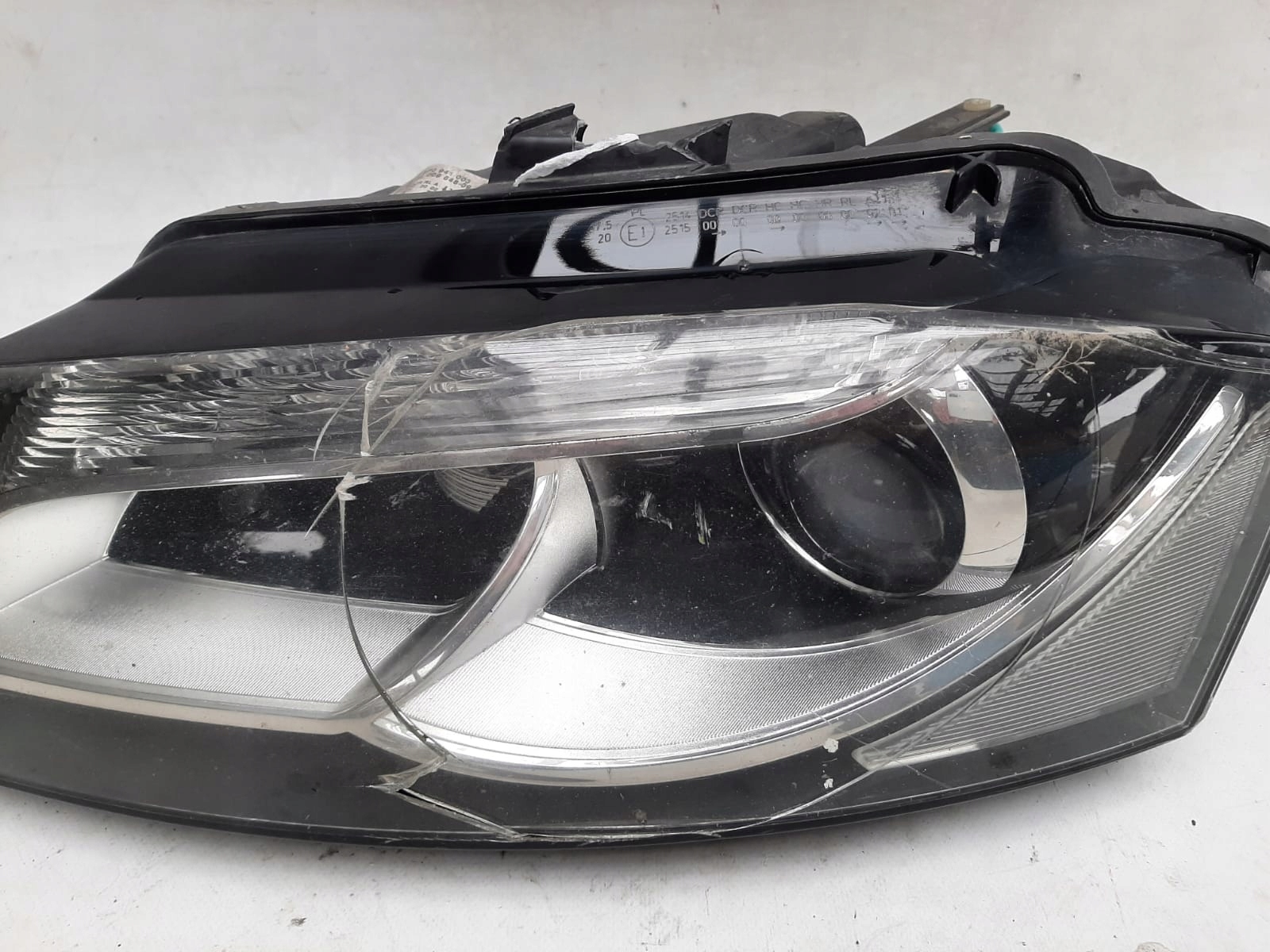 AUDI A3 8P LIFT 08- light left front front XENON 8P0941003