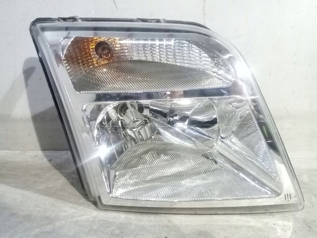 Ford Transit Connect and light right front front