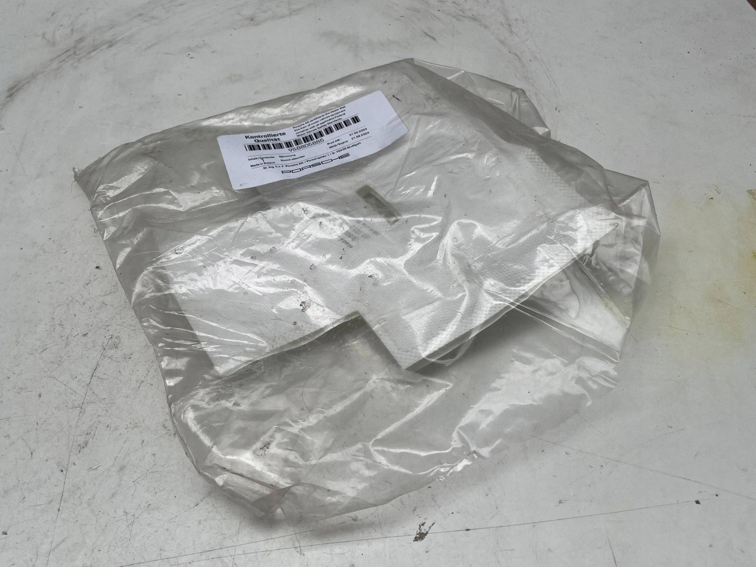 soundproofing boot original PORSCHE MACAN (95B) 95B805885