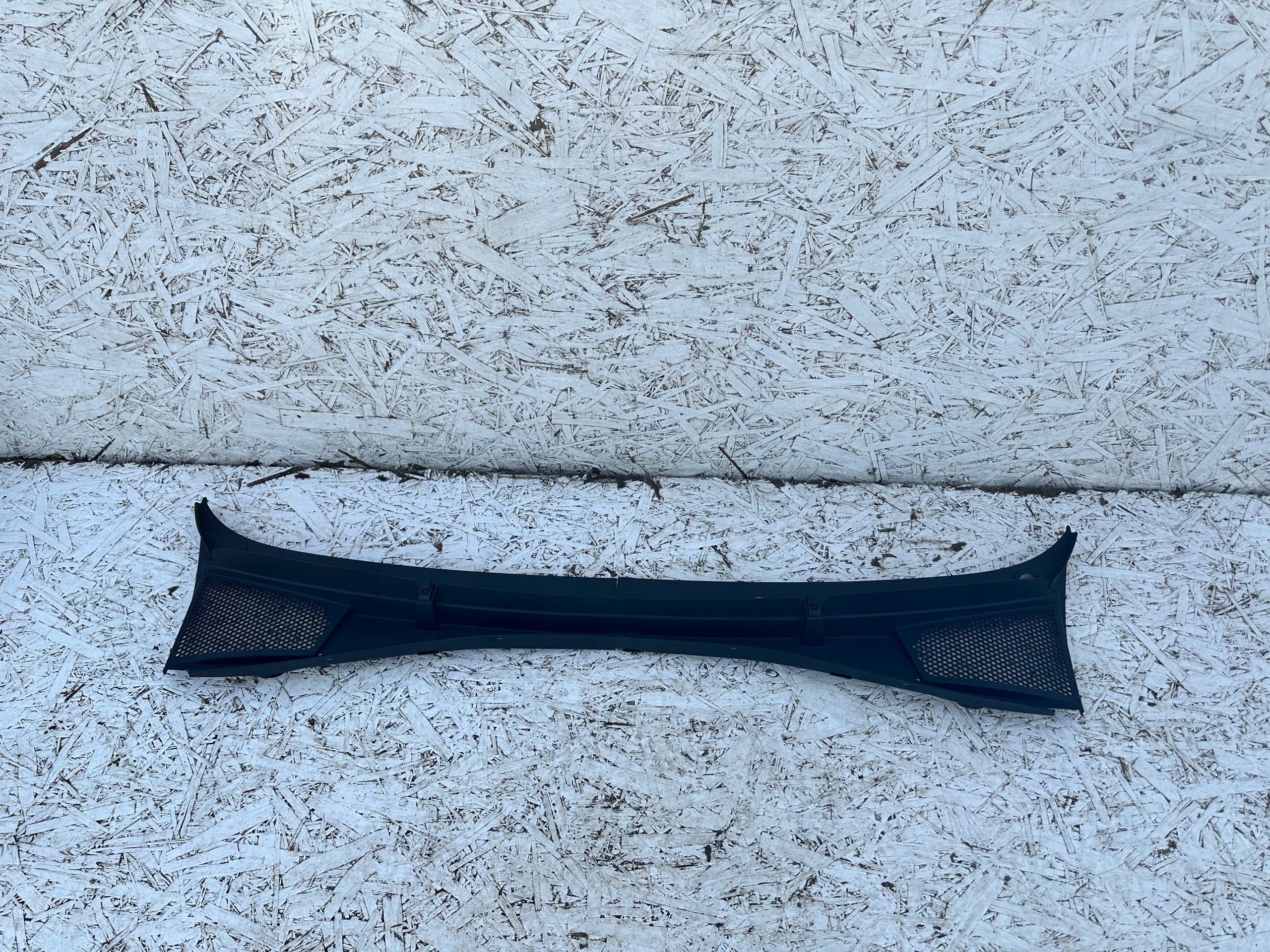 FABIA IV PODSZYBIE GÓRNE PLASTIKOWE PRAWE LEWE 6VA819415 6VA819416