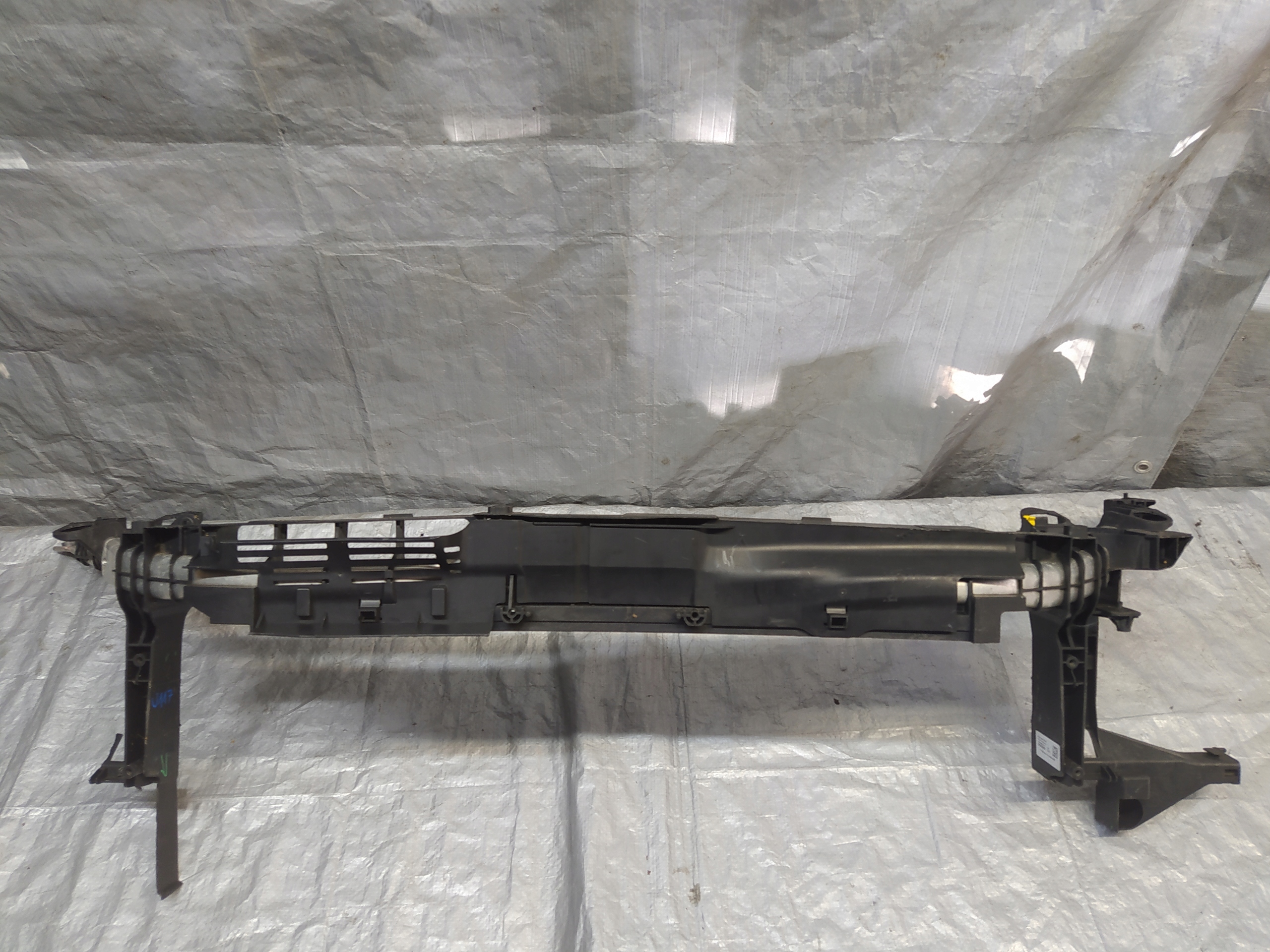 PAS PRZEDNI WZMOCNIENIE MERCEDES A KLASA W176 18R