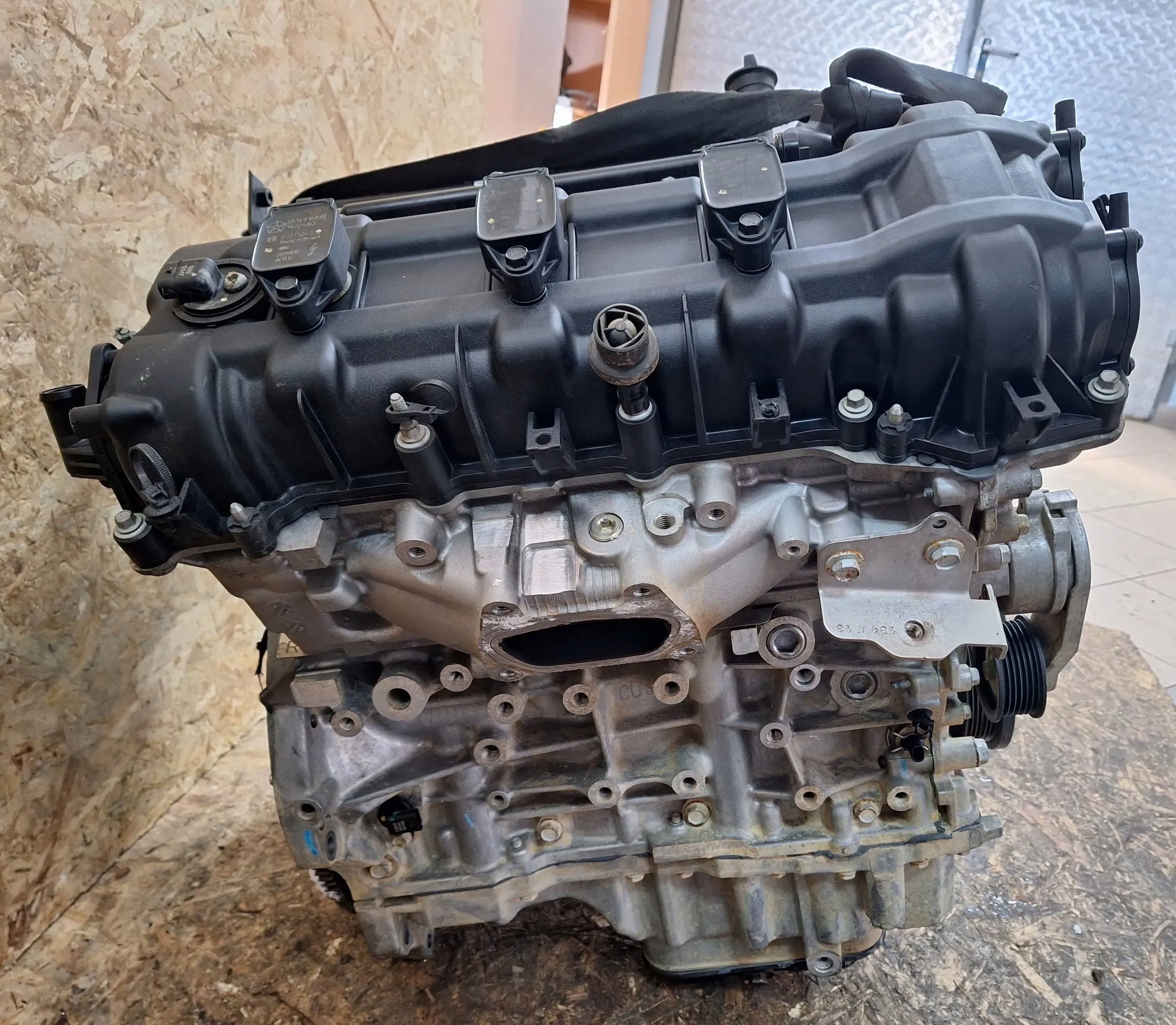 engine 68103022AB Jeep Cherokee KL 14- 3.2 V6