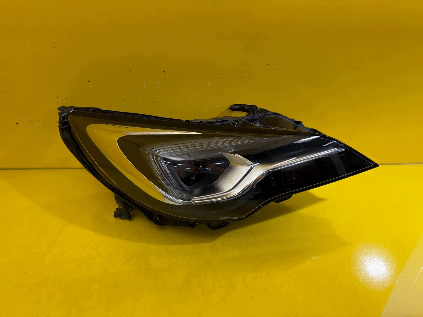 light right front Opel Astra K V Full Led 2015-2019 39023763
