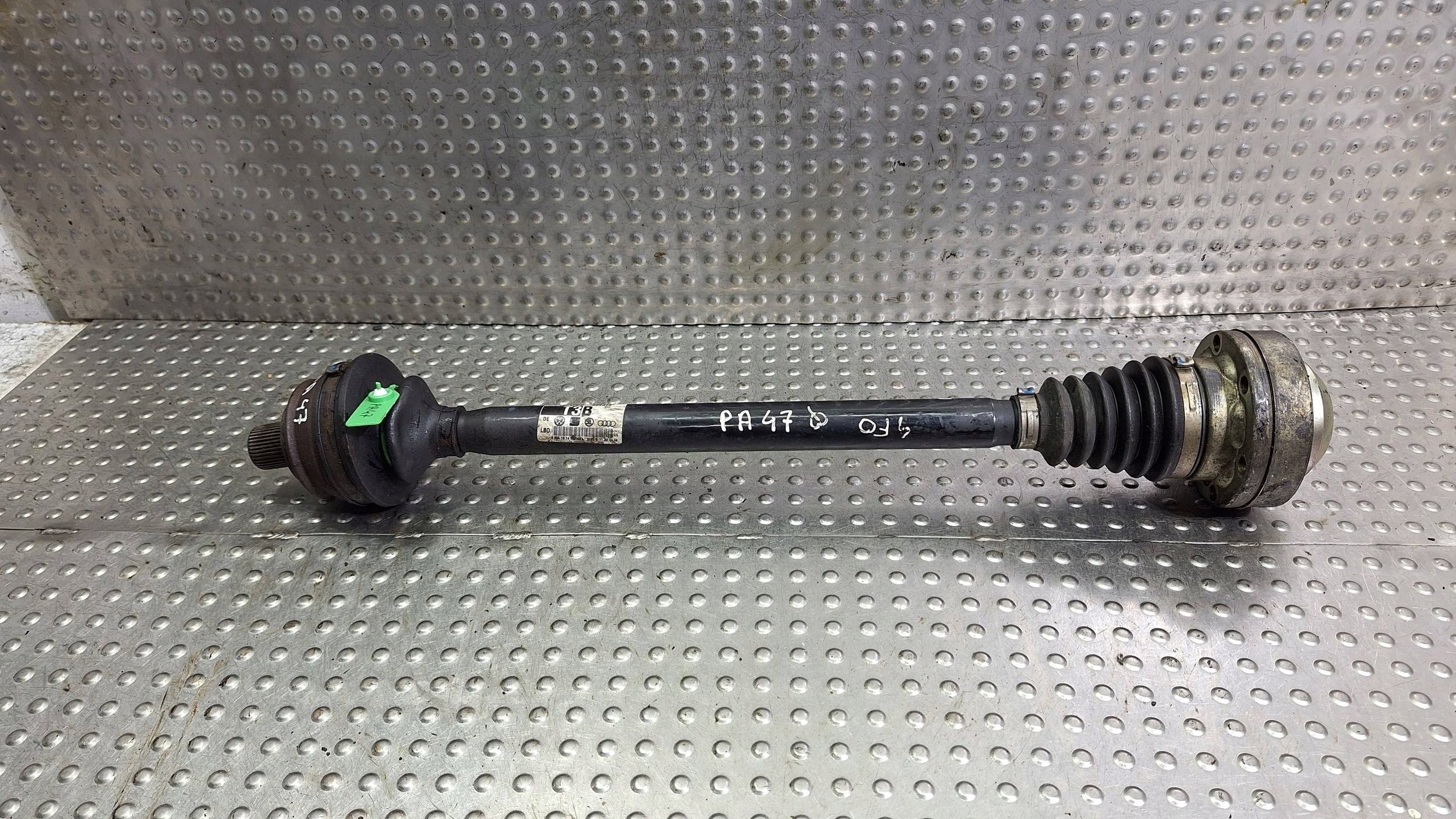 semi-axis left rear part 4F0501203B AUDI A6 C6 3.0TDI QUATTRO