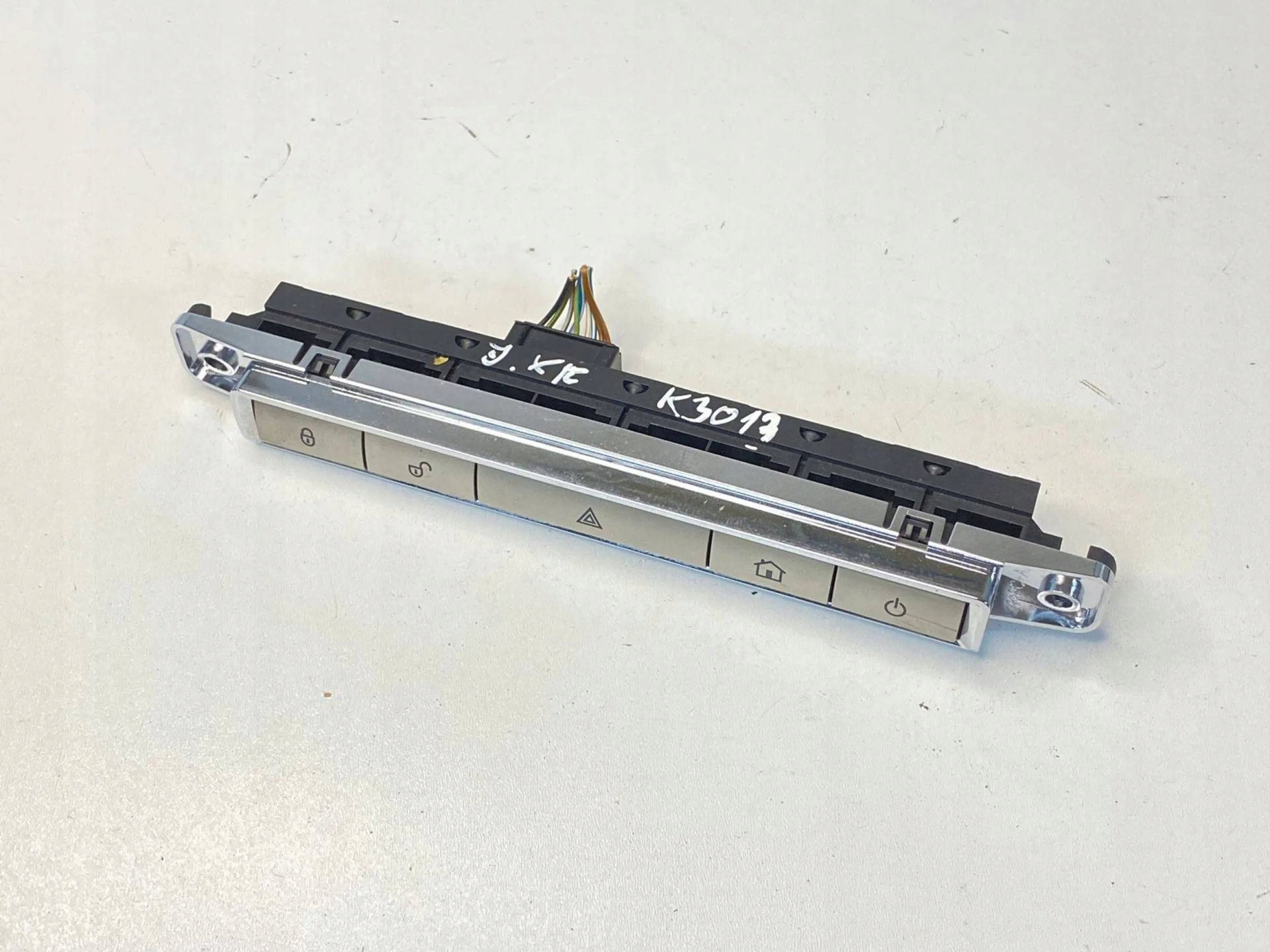 Panel Bouton Jaguar XF 250 2009 8X2311B650AB