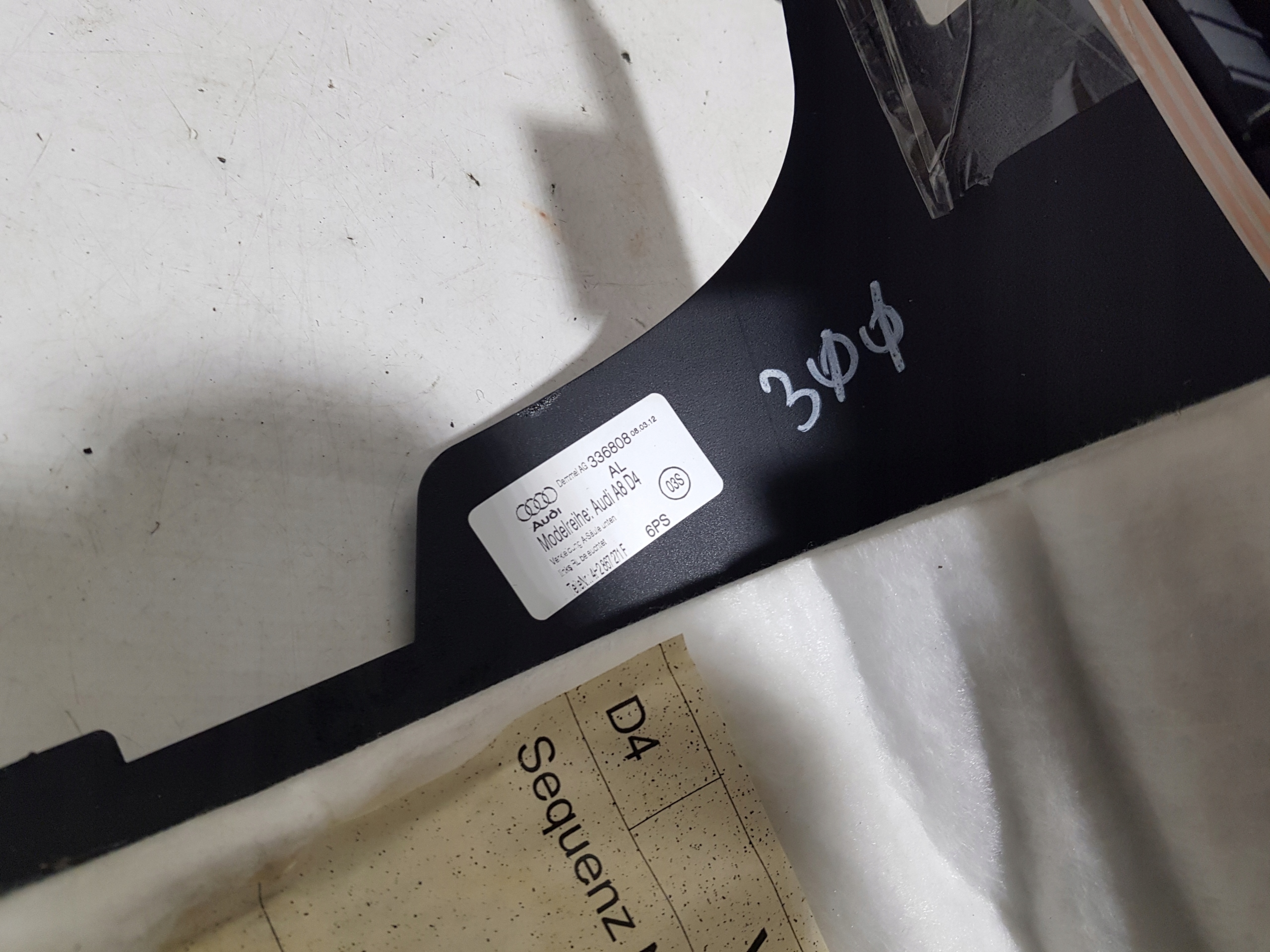 moulding cover cap of the threshold AUDI A8 D4 left front left front