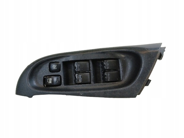 NISSAN ALMERA N16 PANEL okna levý předek