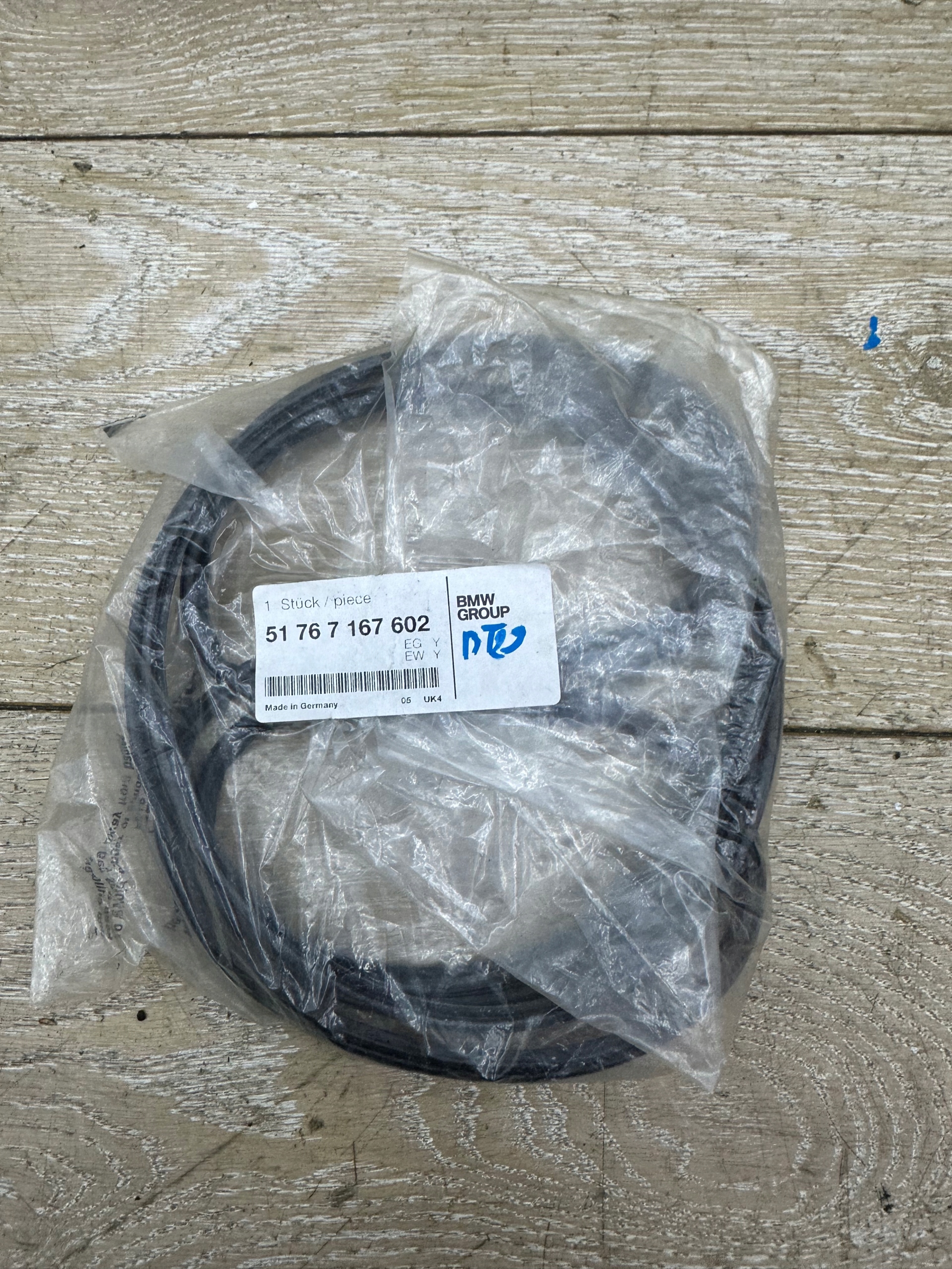 dihtung lajsne RAMY krova desna BMW 3 E92 COUPE nova OEM