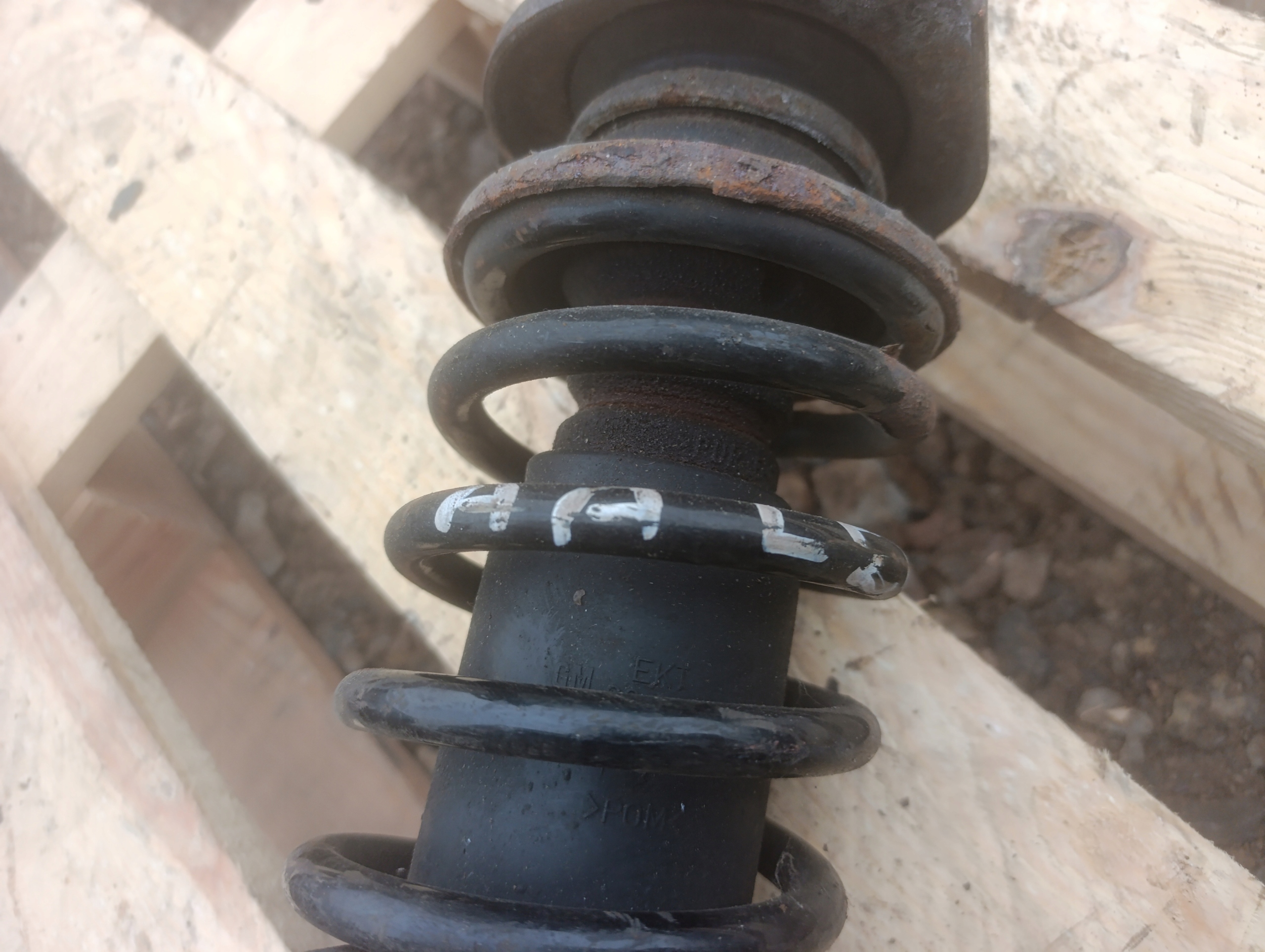 Macpherson shock absorber left front front Opel Agila A