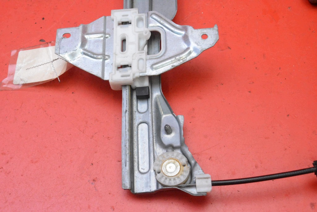 window regulator right front EU 9674412380 PEUGEOT 301 12-17