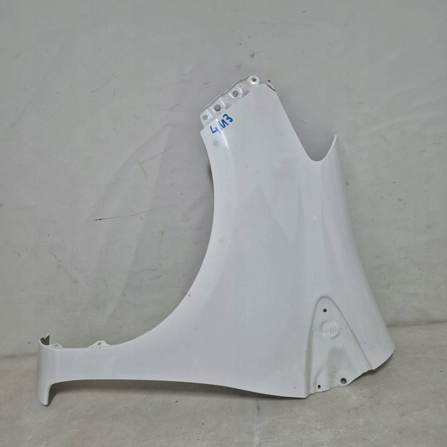 TOYOTA YARIS III 11- fender left front front