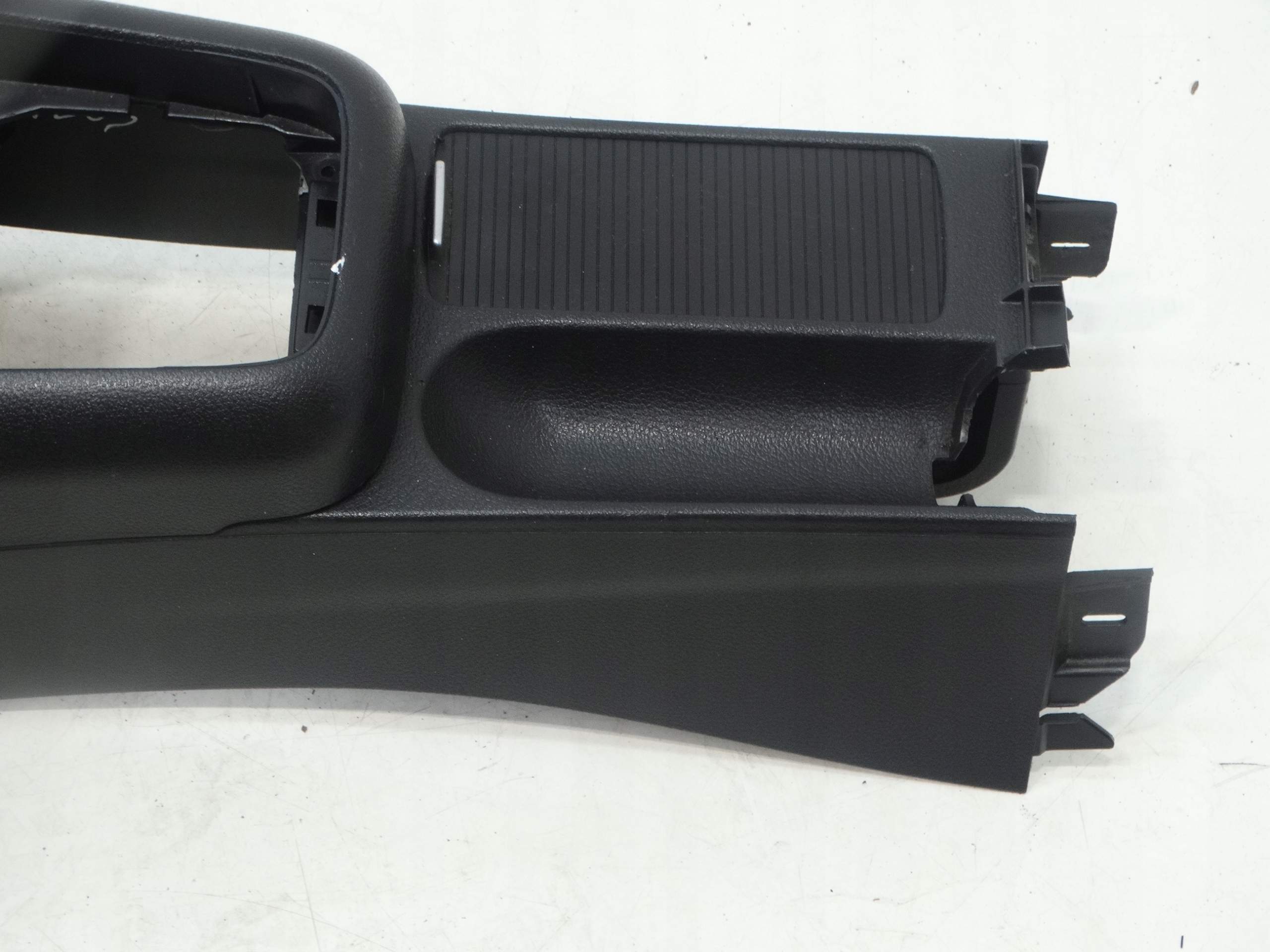 TUNEL central VOLKSWAGEN GOLF VI plus LIFT 5M1863243C