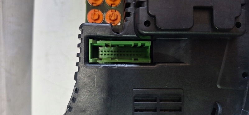 dials dials petrol Audi OE 4D0919033F